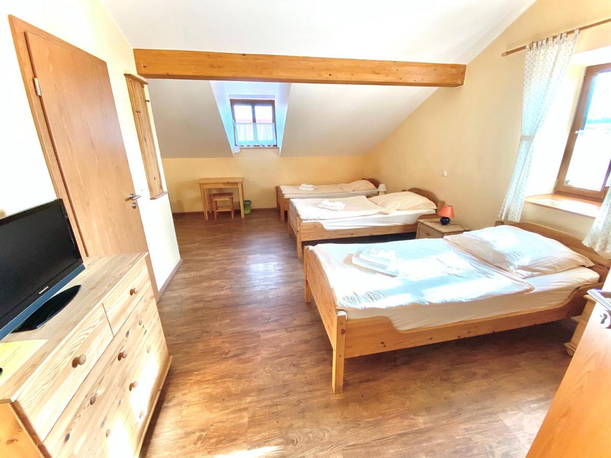 Pension Laurent Ranch Gottfrieding Eksteriør bilde